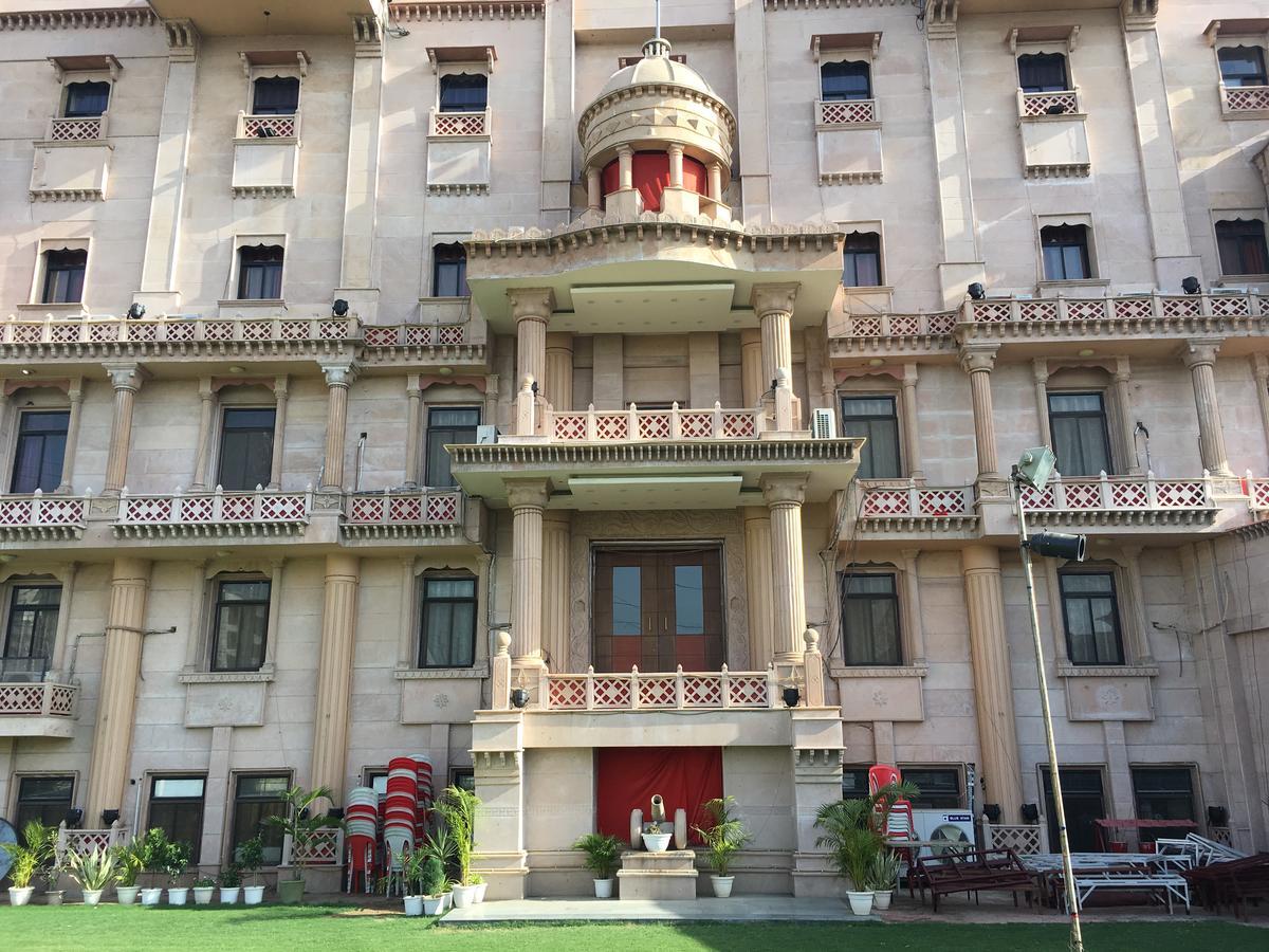 Kailash Presidency Hotel Bhopal Exterior photo