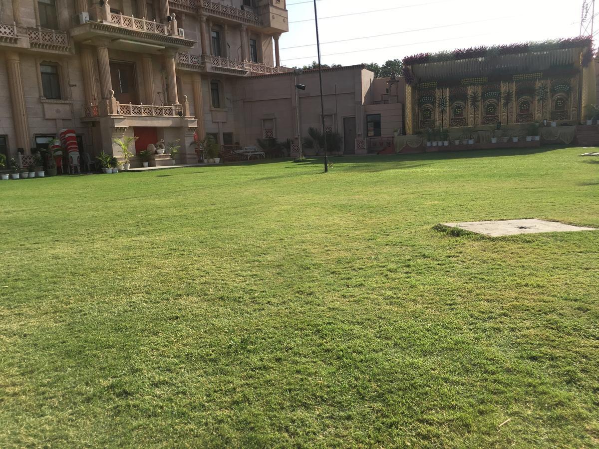 Kailash Presidency Hotel Bhopal Exterior photo