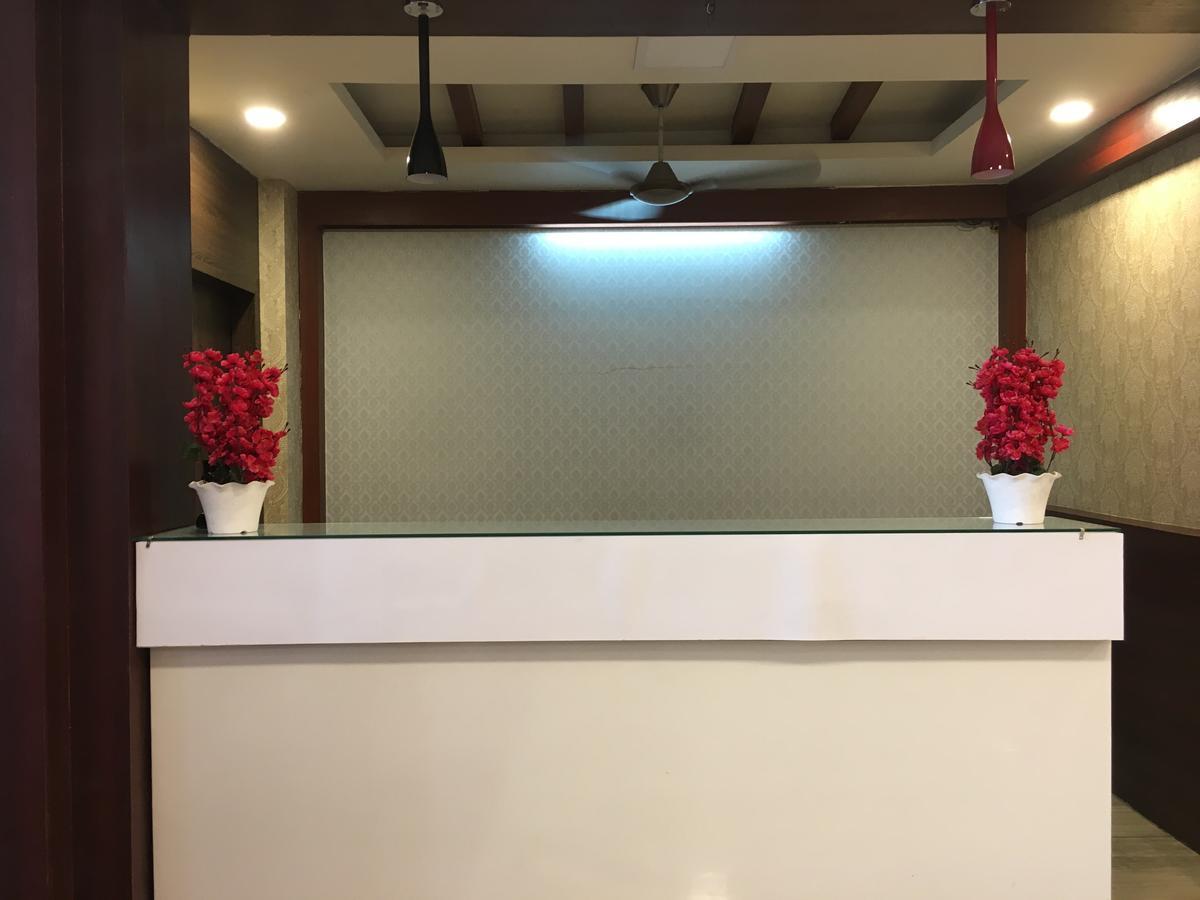 Kailash Presidency Hotel Bhopal Exterior photo