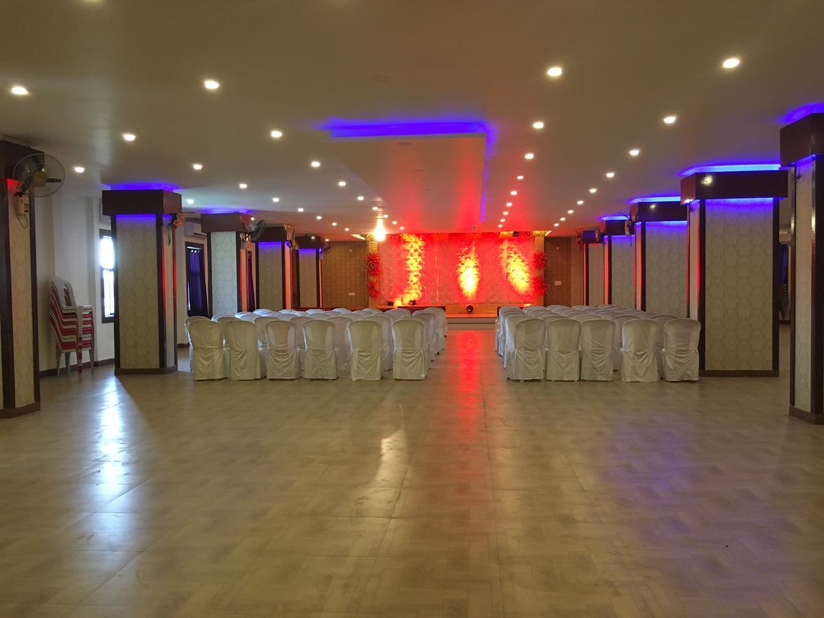 Kailash Presidency Hotel Bhopal Exterior photo